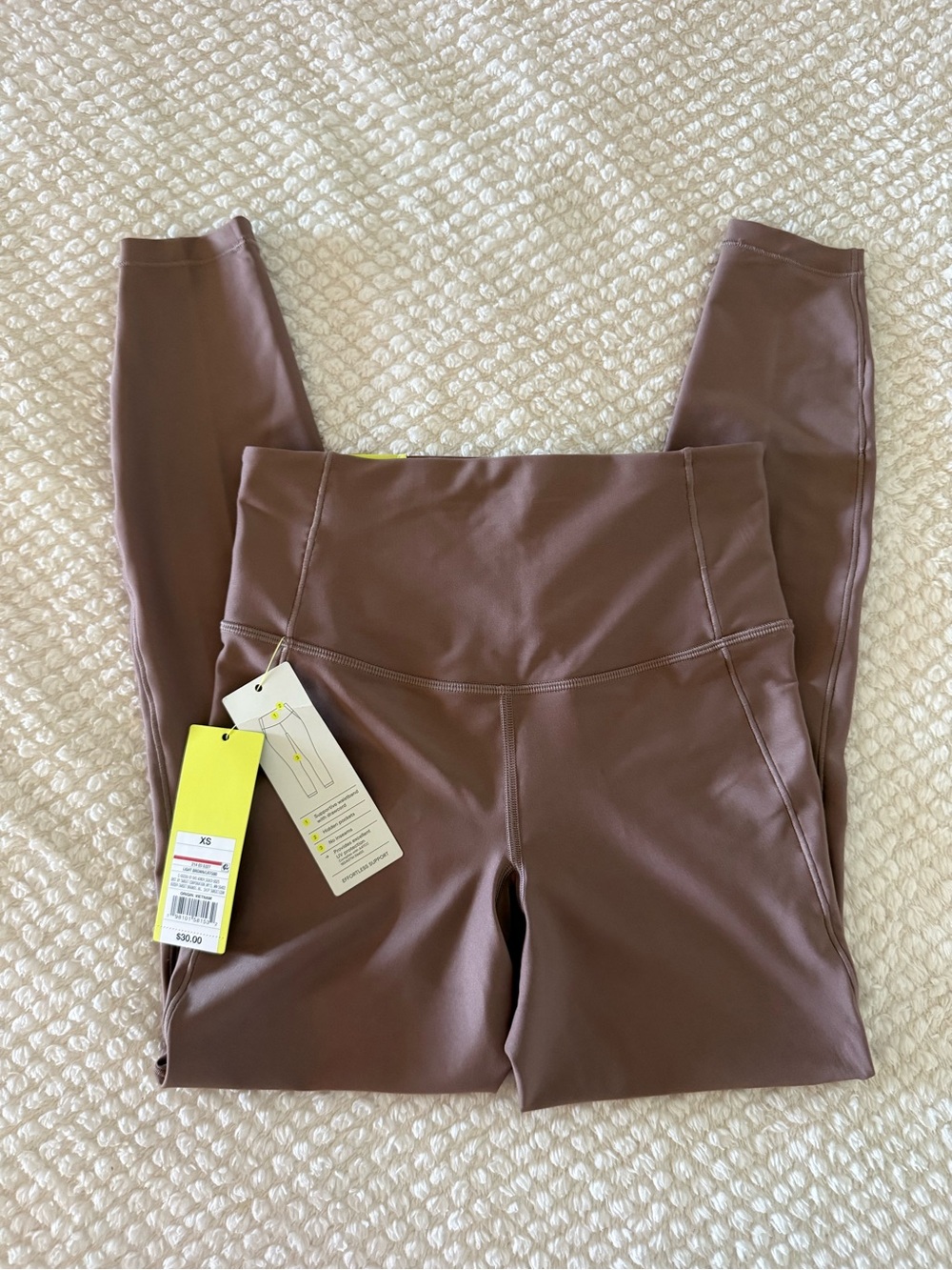 NWT High-Waist Women's Leggings with Pocket